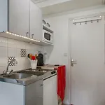 Cosy + Hyper-centre + Netflix *